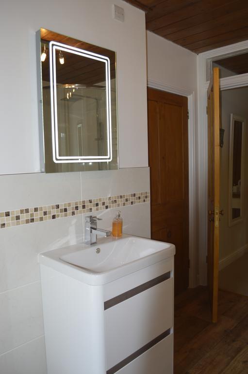 Troedyrhiw Bed & Breakfast Cardigan Bilik gambar